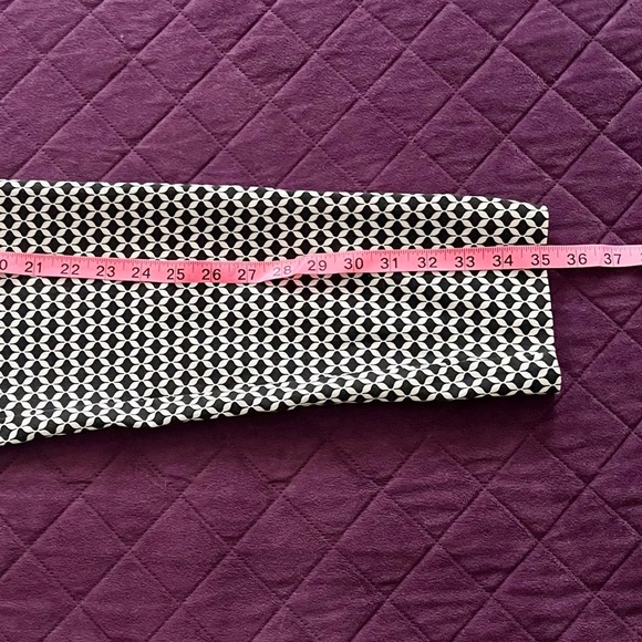 H&M Black and White Geometric Trousers - Picture 8 of 8